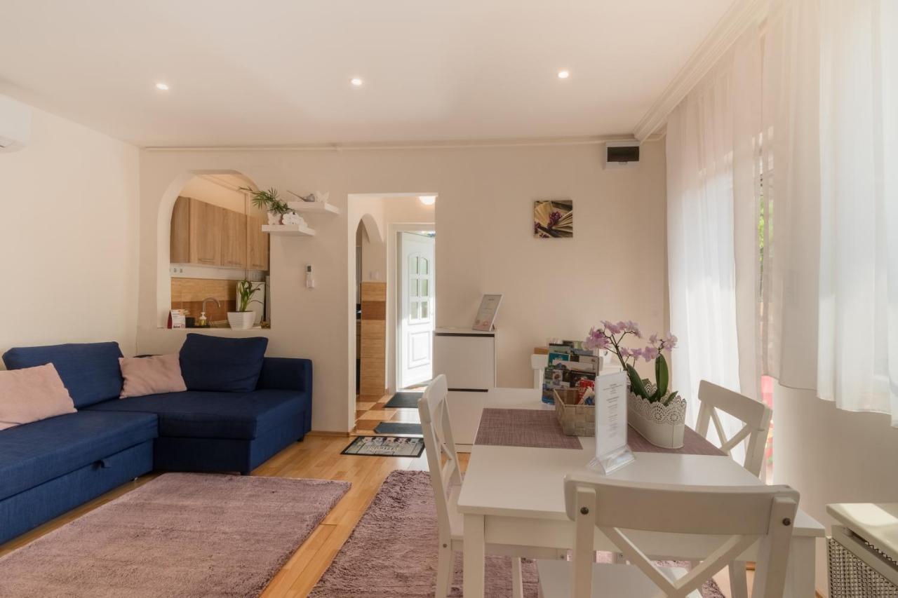 Lianne Apartman Miskolc Luaran gambar
