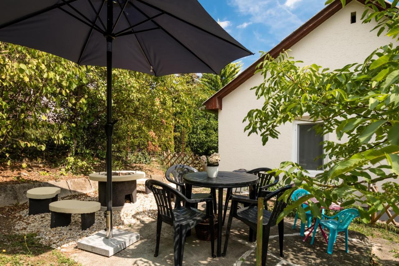 Lianne Apartman Miskolc Luaran gambar