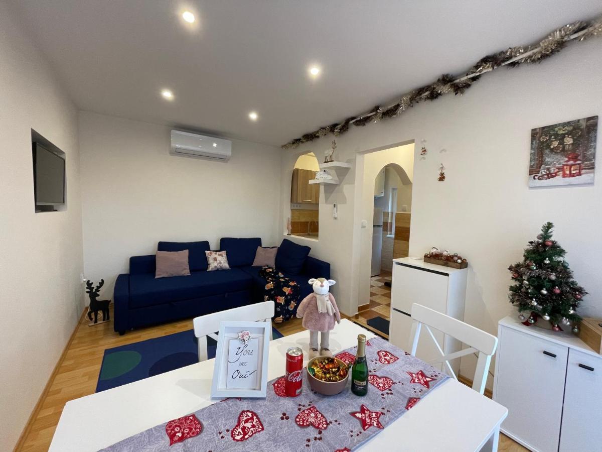 Lianne Apartman Miskolc Luaran gambar